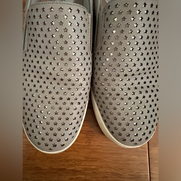 Micheal Kors Star Shoes - Picture 4 of 7